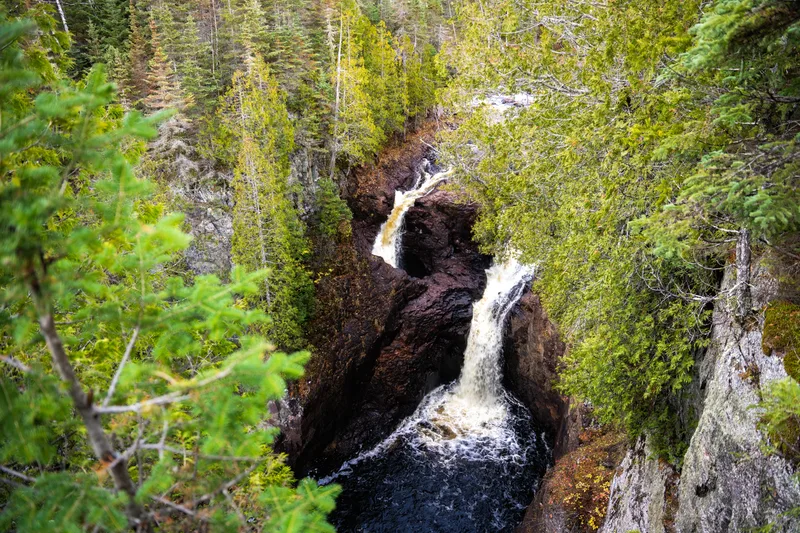 devil's kettle waterfall