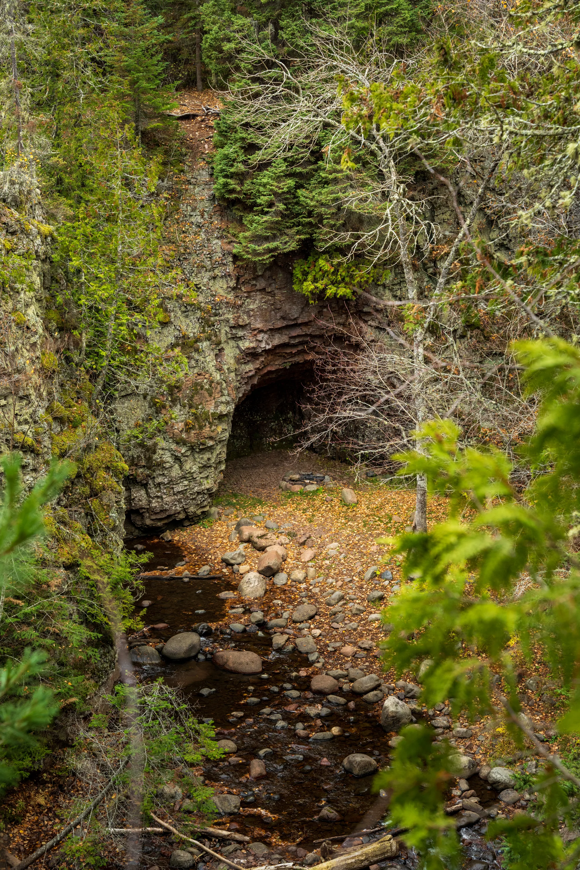 small canyon cave in northern minnesota